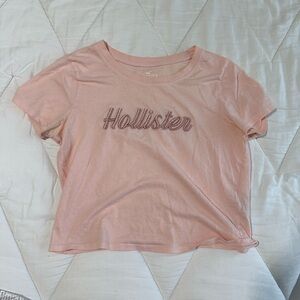 hollister pink crop top